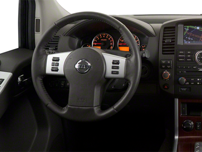 2010 Nissan Pathfinder SE