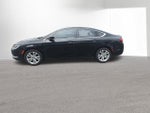 2017 Chrysler 200 Limited