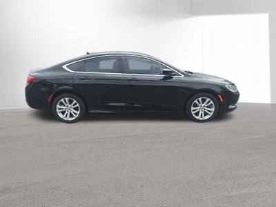 2017 Chrysler 200 Limited