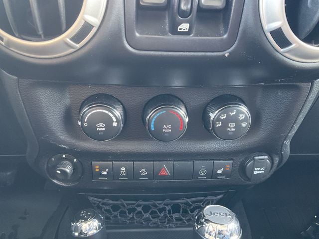 2018 Jeep Wrangler JK Unlimited Sahara