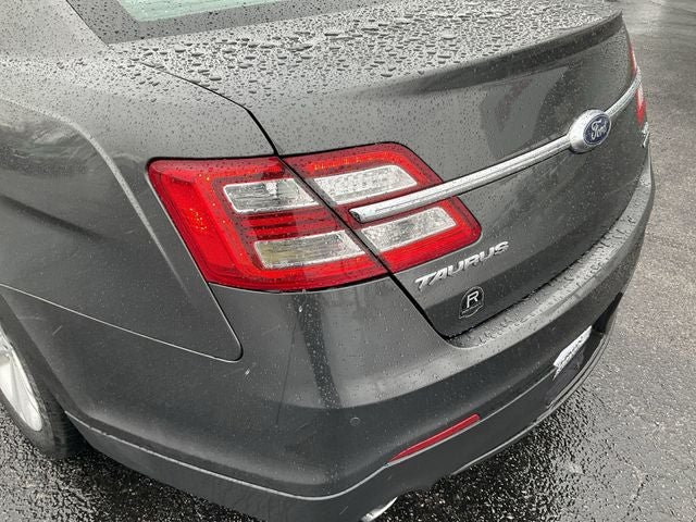 2018 Ford Taurus SEL