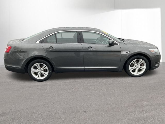 2018 Ford Taurus SEL