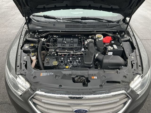 2018 Ford Taurus SEL