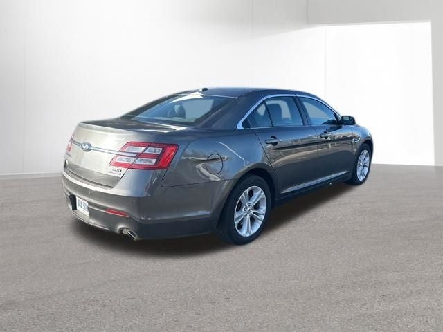 2018 Ford Taurus SEL