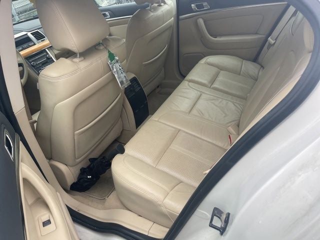 2009 Lincoln MKS Base