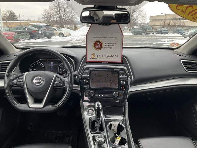 2023 Nissan Maxima SV