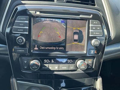 2023 Nissan Maxima SR