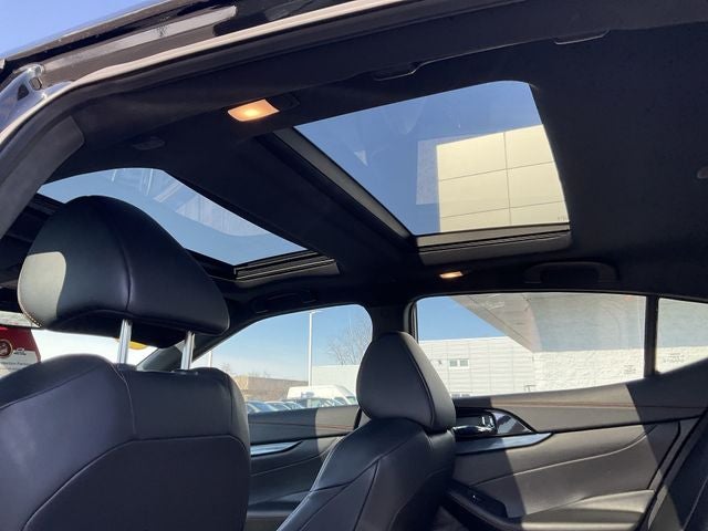 2023 Nissan Maxima SR