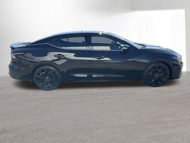2023 Nissan Maxima SR