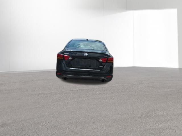 2022 Nissan Altima 2.0 SR