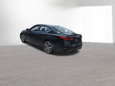 2022 Nissan Altima 2.0 SR