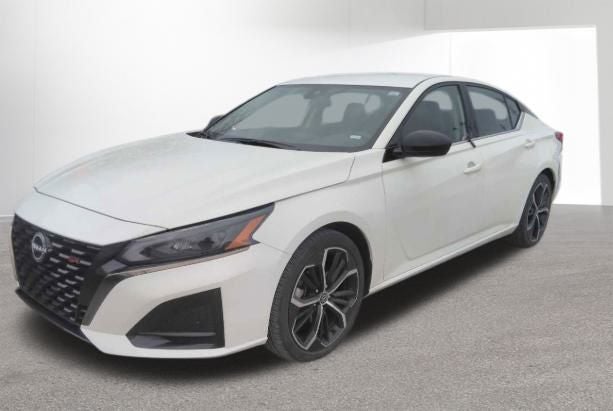 2024 Nissan Altima SR