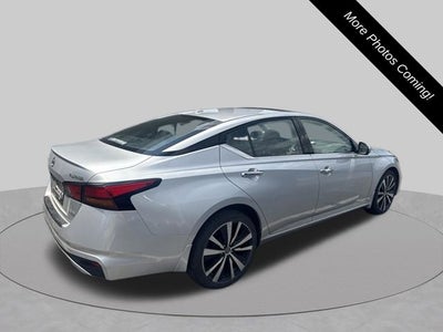 2021 Nissan Altima 2.5 Platinum
