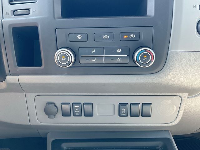 2016 Nissan NV2500 HD SV Standard Roof