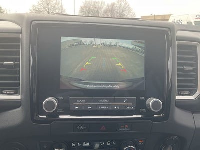2024 Nissan Frontier SL