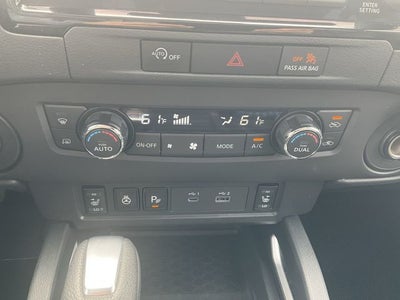 2024 Nissan Frontier SL