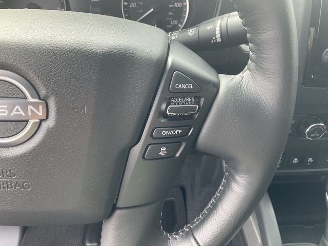 2024 Nissan Frontier SL