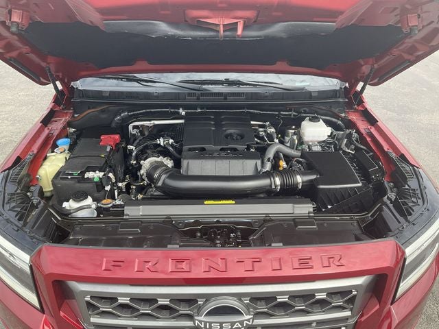 2024 Nissan Frontier SL