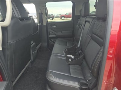 2024 Nissan Frontier SL