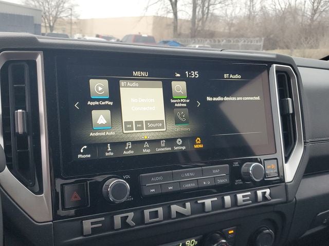 2025 Nissan Frontier SL