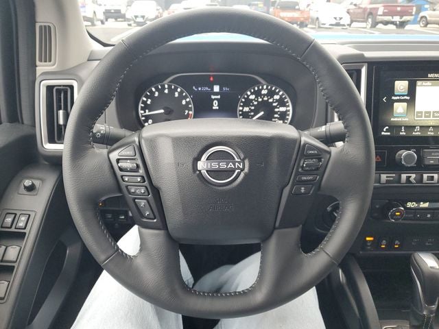 2025 Nissan Frontier SL