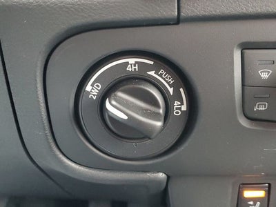 2025 Nissan Frontier SL