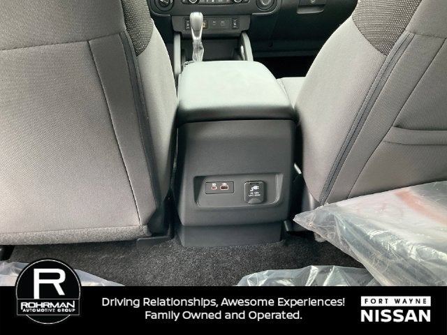 2027 Nissan Frontier SV