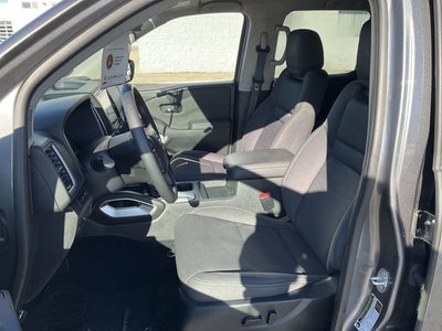 2024 Nissan Frontier SV