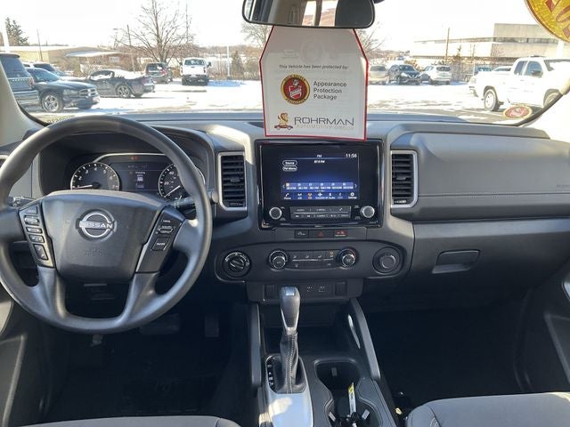 2024 Nissan Frontier SV