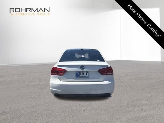2015 Volkswagen Passat 1.8T Sport