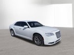 2016 Chrysler 300 Limited