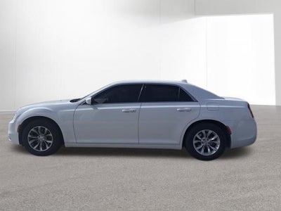 2016 Chrysler 300 Limited