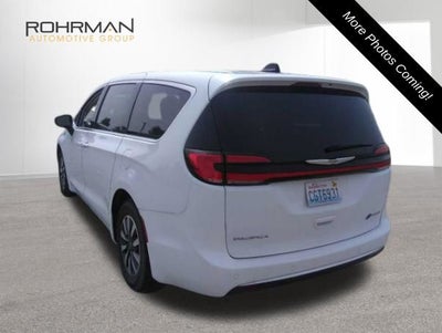 2023 Chrysler Pacifica Hybrid Touring L