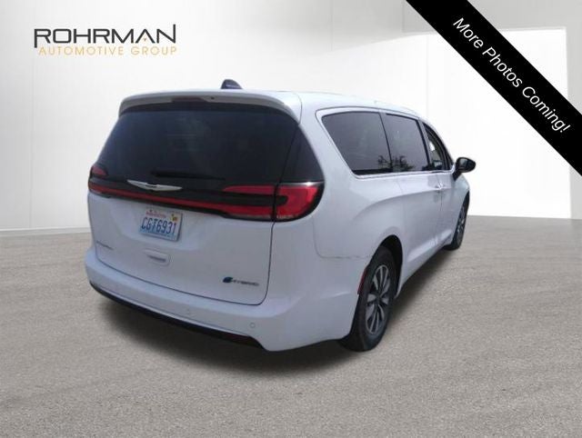 2023 Chrysler Pacifica Hybrid Touring L