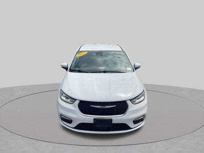 2023 Chrysler Pacifica Hybrid Touring L