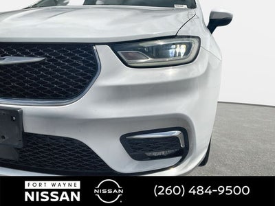 2023 Chrysler Pacifica Hybrid Touring L