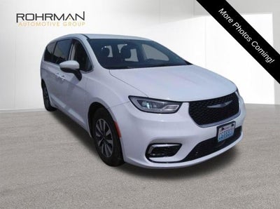 2023 Chrysler Pacifica Hybrid Touring L