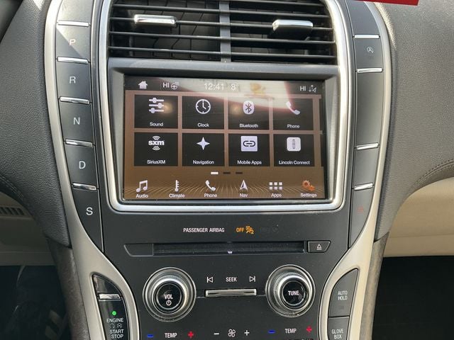 2019 Lincoln Nautilus Select