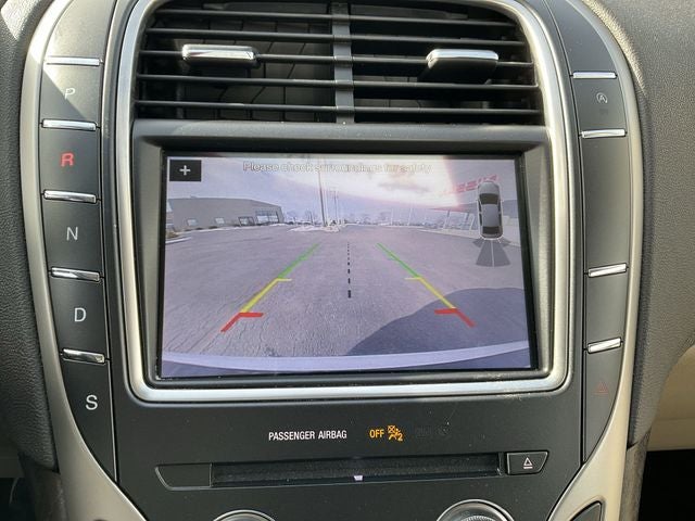 2019 Lincoln Nautilus Select