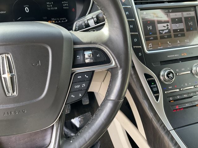 2019 Lincoln Nautilus Select