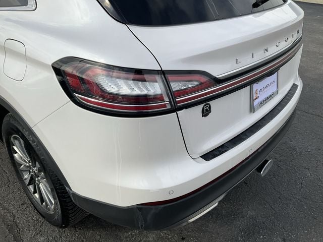 2019 Lincoln Nautilus Select