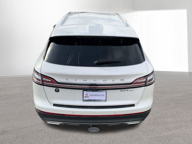2019 Lincoln Nautilus Select