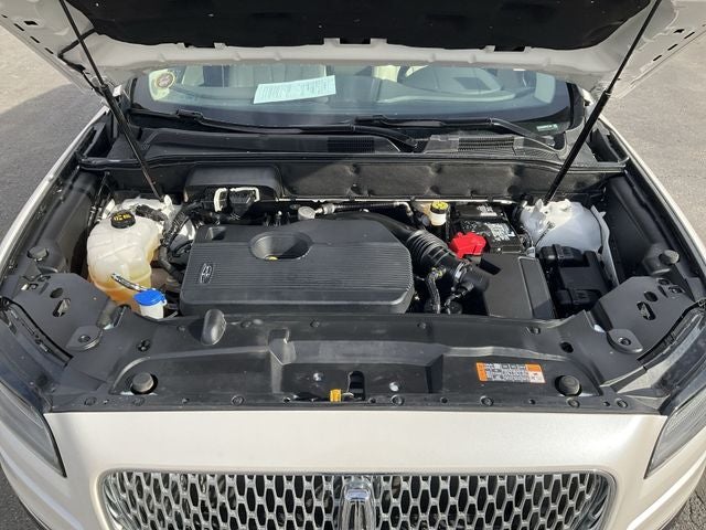 2019 Lincoln Nautilus Select