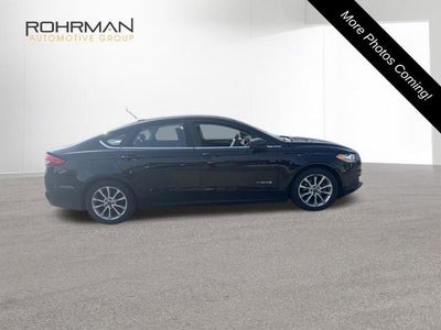 2017 Ford Fusion Hybrid SE