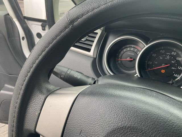 2010 Nissan Versa 1.8 S