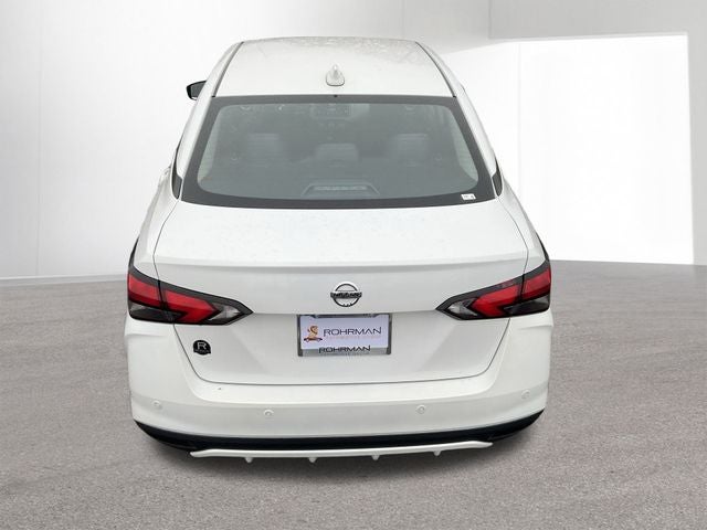 2022 Nissan Versa 1.6 SV