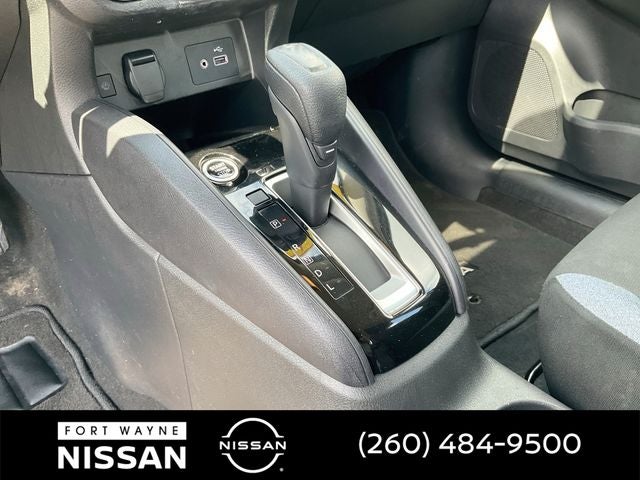 2024 Nissan Versa 1.6 SV