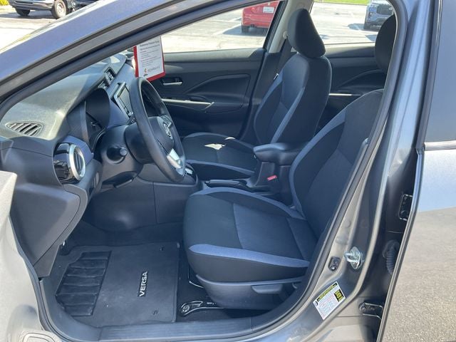 2024 Nissan Versa 1.6 SV