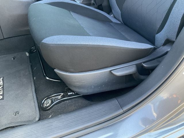 2024 Nissan Versa 1.6 SV