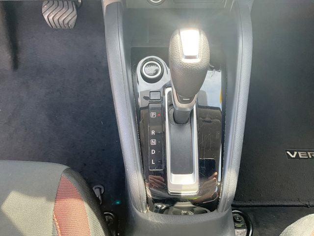 2024 Nissan Versa 1.6 SR